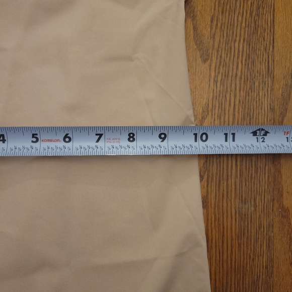 Spanx Thinstincts Girl Short Soft Nude Shapewear Lightweight Size Small Petite - Picture 5 of 7